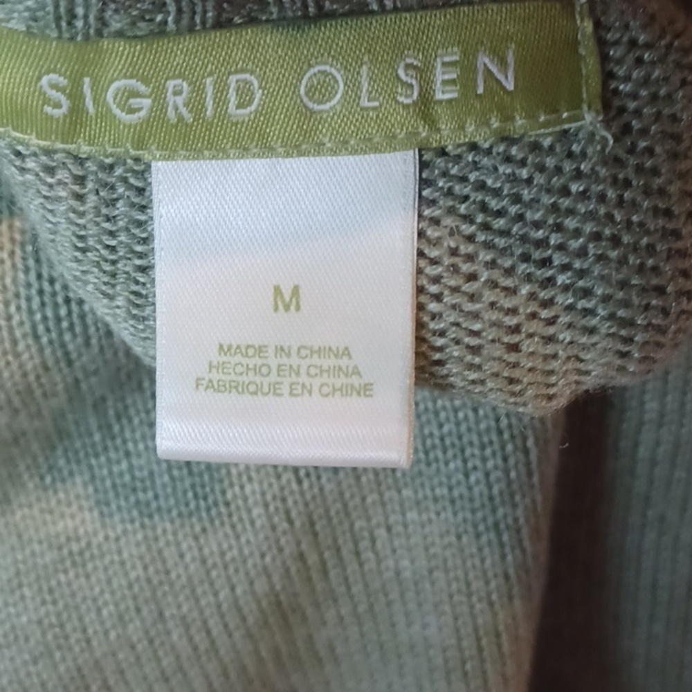 Sigrid Olsen Silk blend green/khaki Sweater!! Like new. Embroidered embellished - Picture 6 of 7